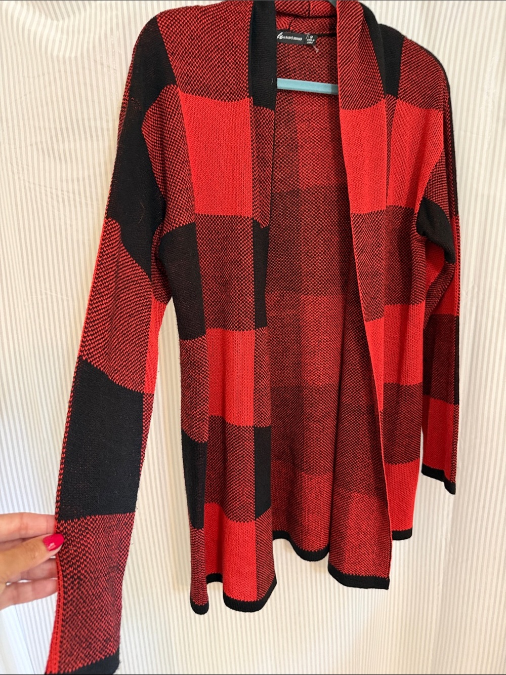 Harve Benard Red and Black Knit Cardigan - Picture 7 of 7